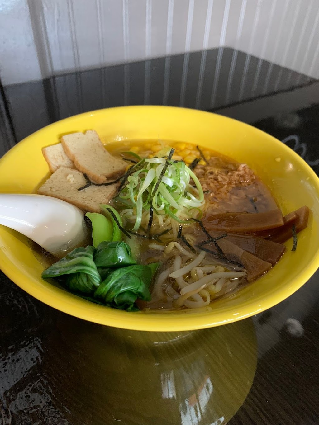 Harvey Ramen | restaurant | 10090 Roosevelt Blvd Suite 200, Philadelphia, PA 19116, USA | 2156680088 OR +1 215-668-0088