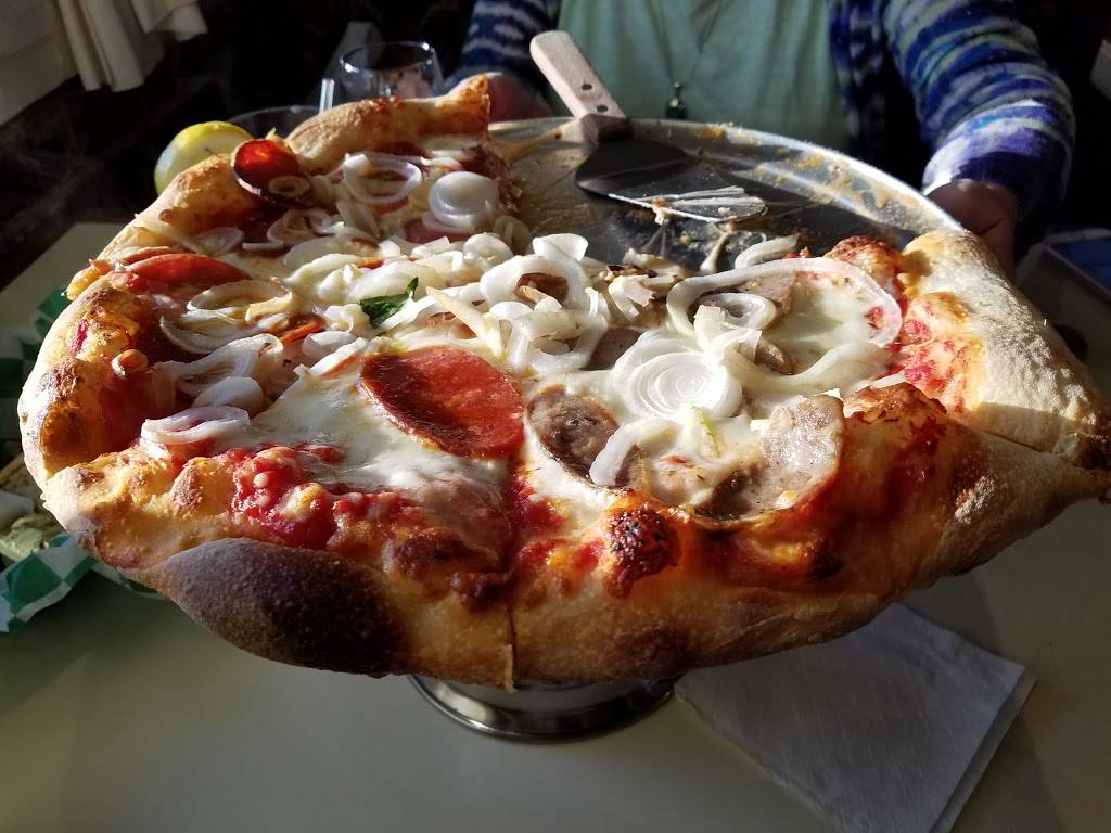 Reginos Italian Restaurant | restaurant | 3816 E Little Creek Rd, Norfolk, VA 23518, USA | 7575884300 OR +1 757-588-4300