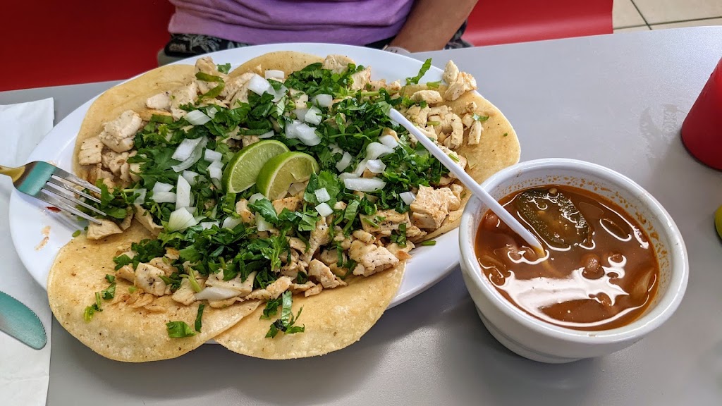 Chilitto Pikin | restaurant | 3305 Padre Blvd, South Padre Island, TX 78597, USA | 9564335484 OR +1 956-433-5484