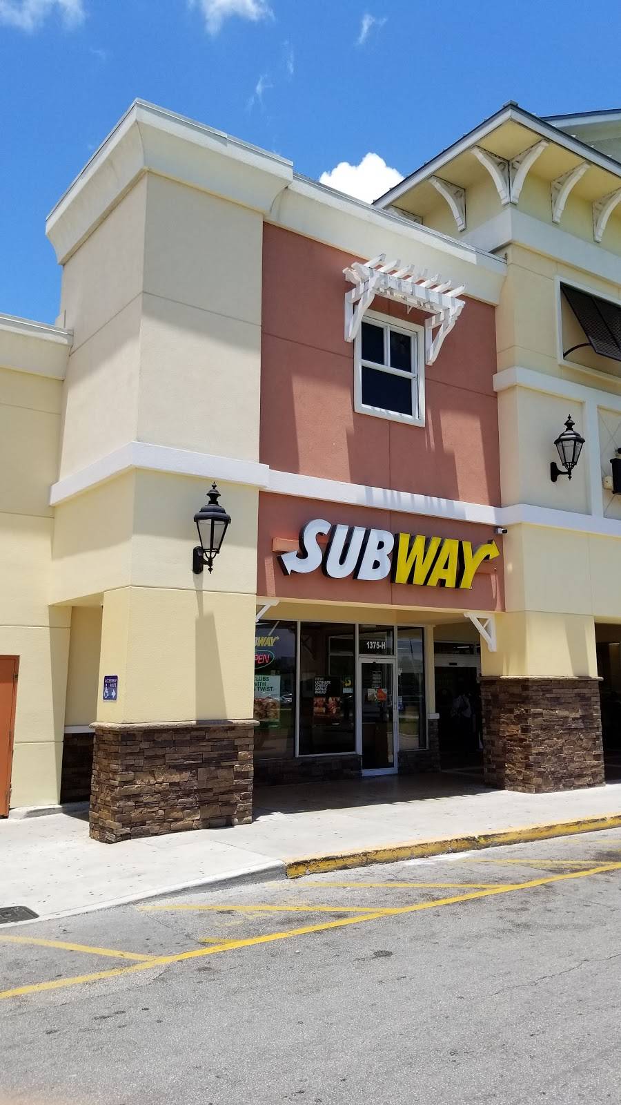 Subway Restaurants | restaurant | 1375 40th Ave NW Suite H Lauderhill Mall, Lauderhill, FL 33313, USA | 9545836799 OR +1 954-583-6799