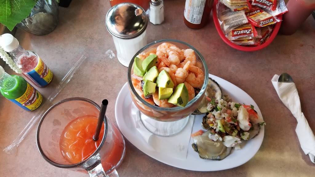 Mariscos King Fish | restaurant | 1324 W Francisquito Ave, West Covina, CA 91790, USA | 6269176496 OR +1 626-917-6496
