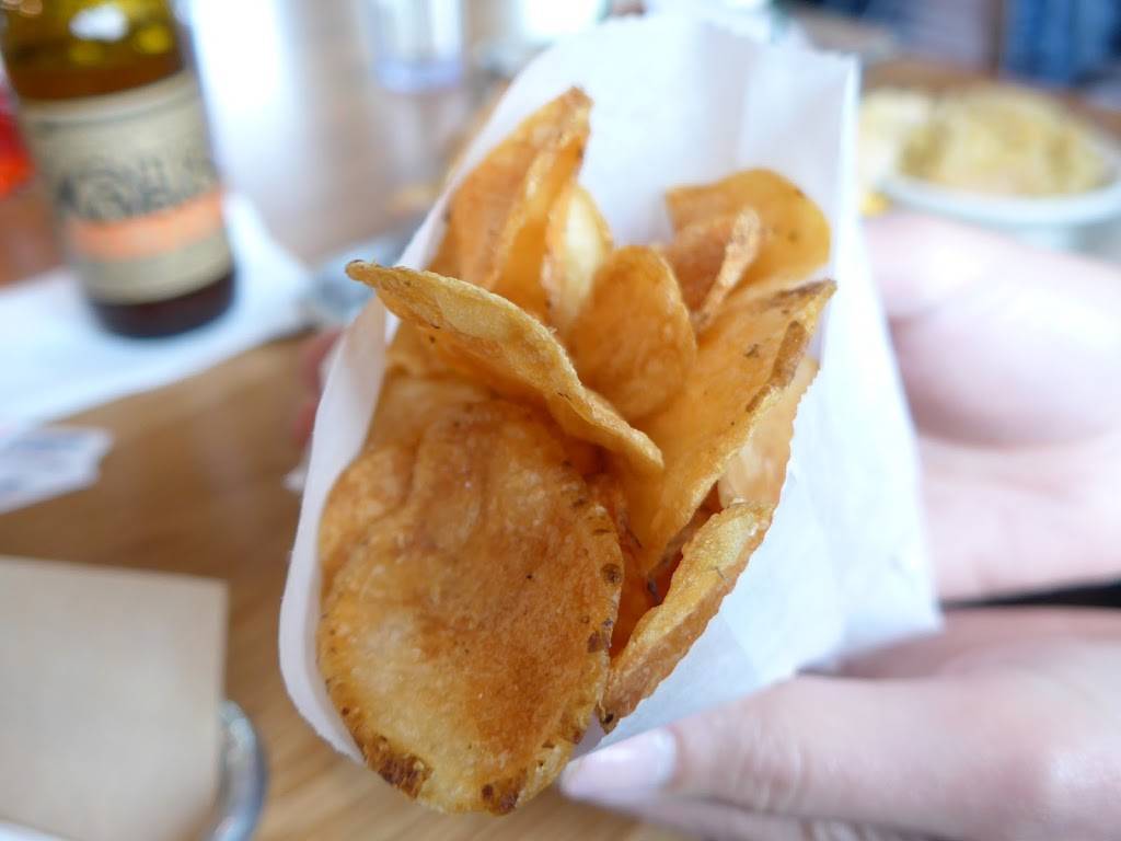 Star Hill Provisions at Maker’s Mark Distillery | restaurant | 3350 Burks Spring Rd, Loretto, KY 40037, USA | 2708657293 OR +1 270-865-7293