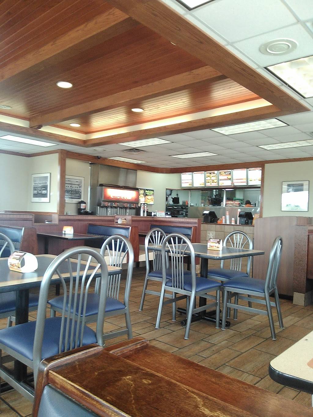 Whataburger | restaurant | 114 Broadhead Rd, Waxahachie, TX 75165, USA | 9729233750 OR +1 972-923-3750