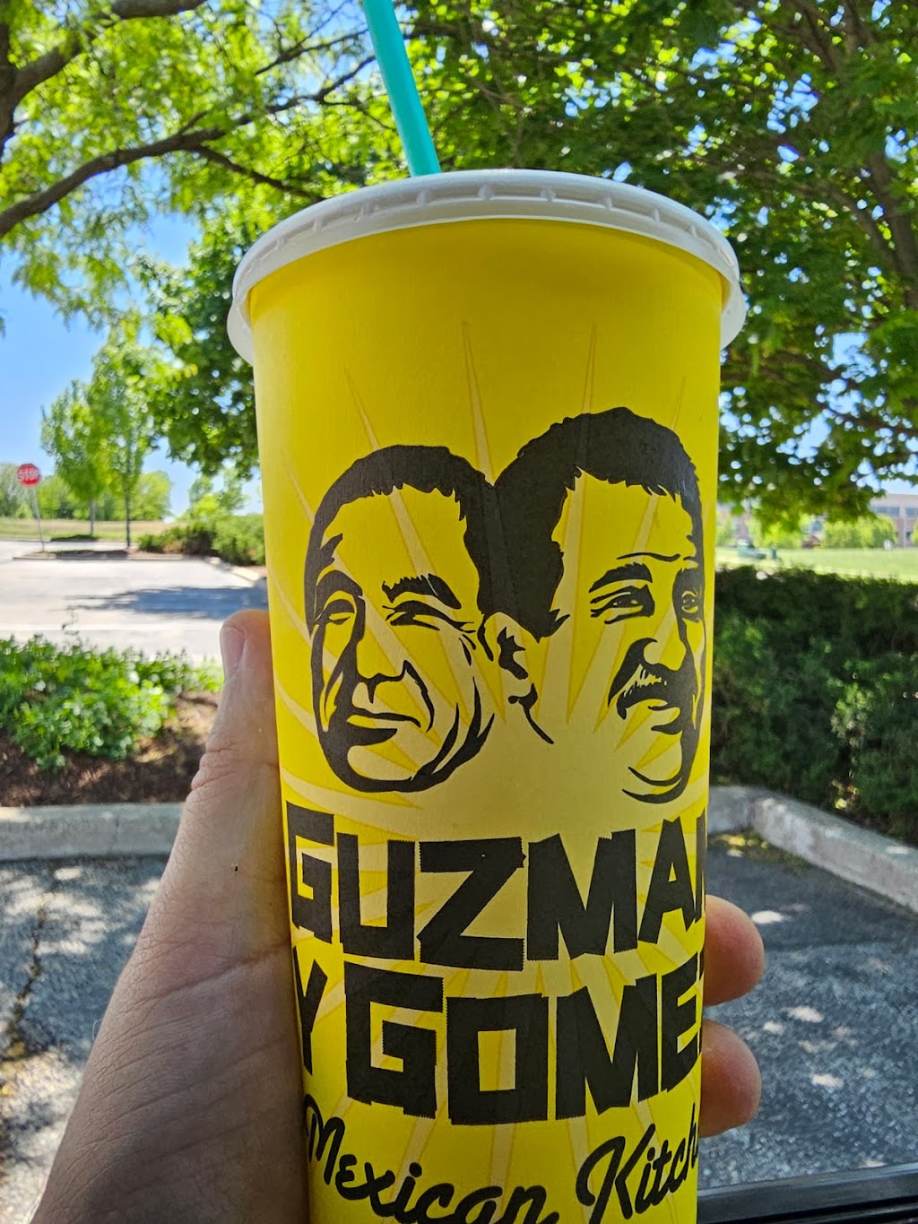 Guzman y Gomez - Crystal Lake | meal takeaway | 5459 Northwest Hwy, Crystal Lake, IL 60014, USA | 7792209671 OR +1 779-220-9671