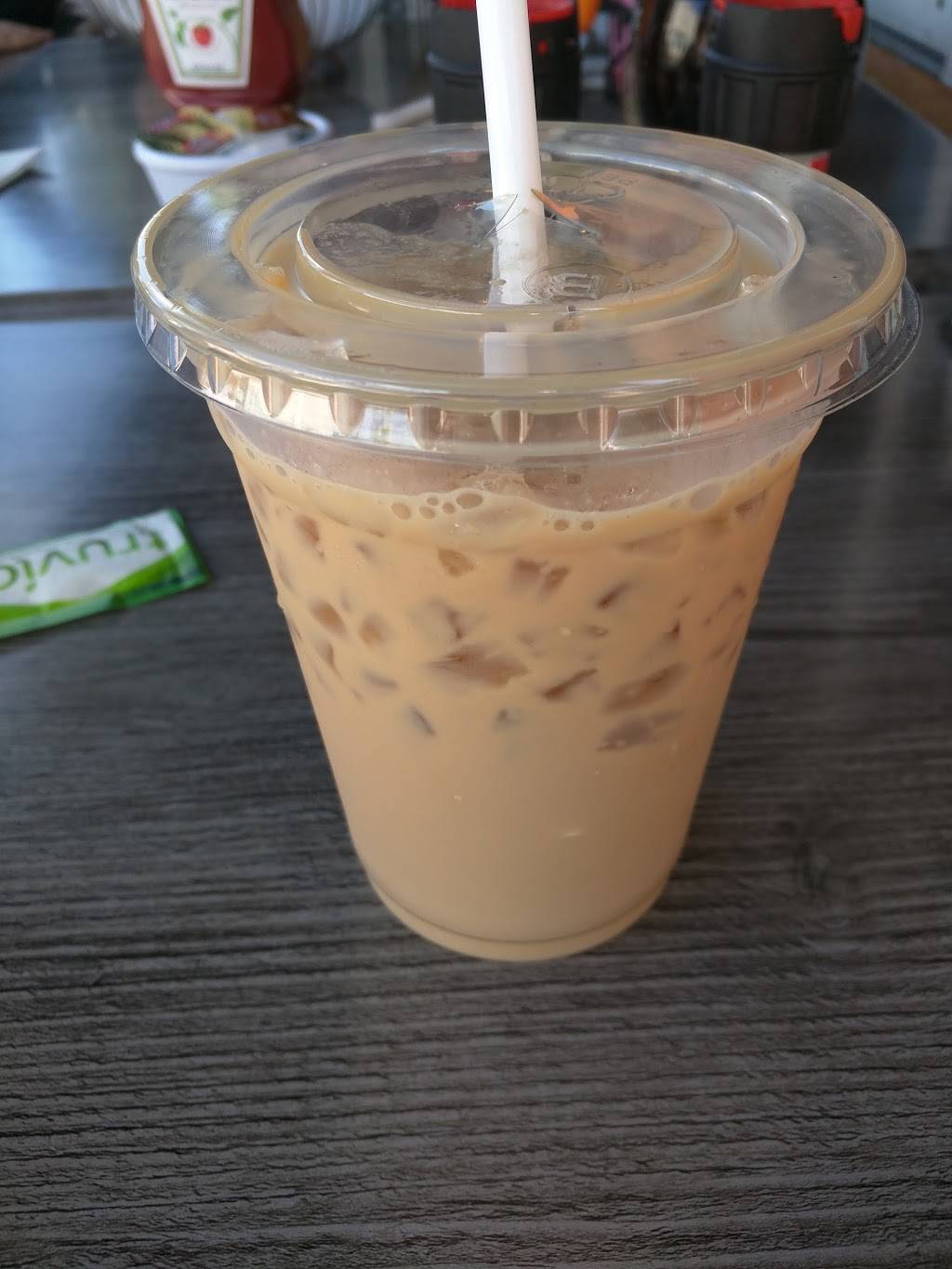 Tasty Beach Cafe | restaurant | 4041 Royal Palm Ave, Miami Beach, FL 33140, USA | 3056735483 OR +1 305-673-5483