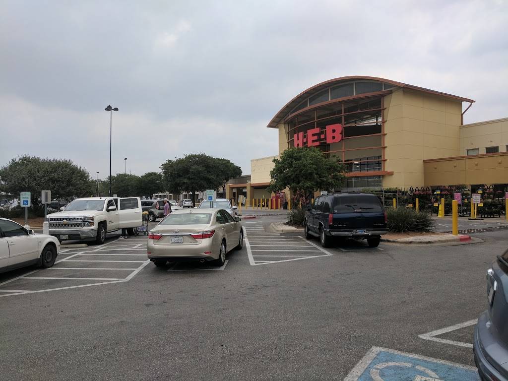 Hancock Center | shopping mall | 1000 E 41st St, Austin, TX 78751, USA | 7135993500 OR +1 713-599-3500