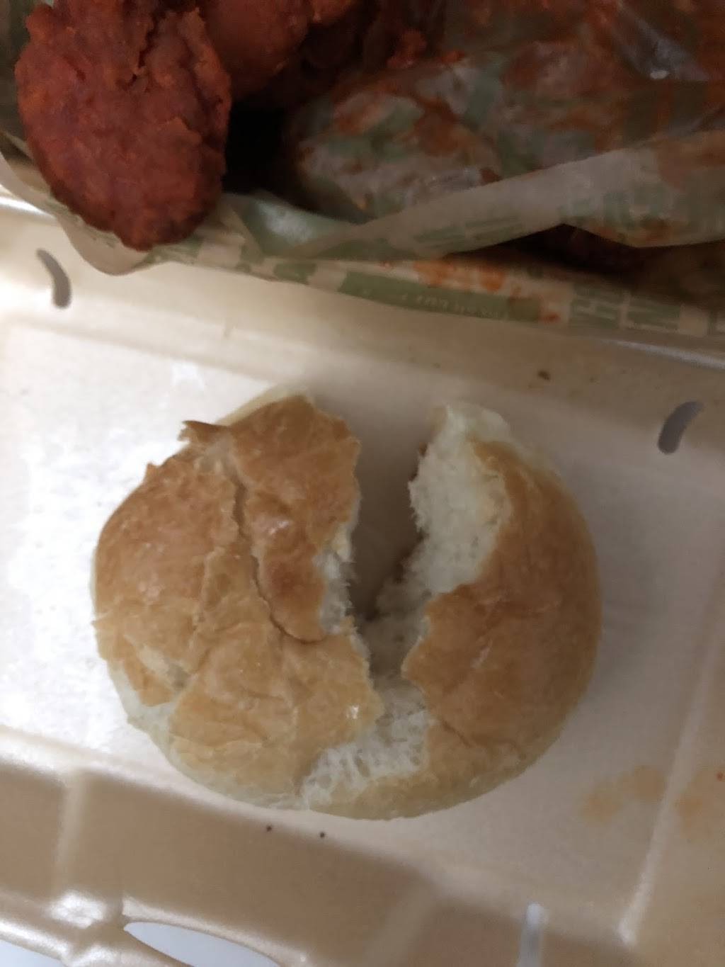 Wingstop | restaurant | 2627 W Jefferson Blvd #214, Dallas, TX 75211, USA | 2149435600 OR +1 214-943-5600