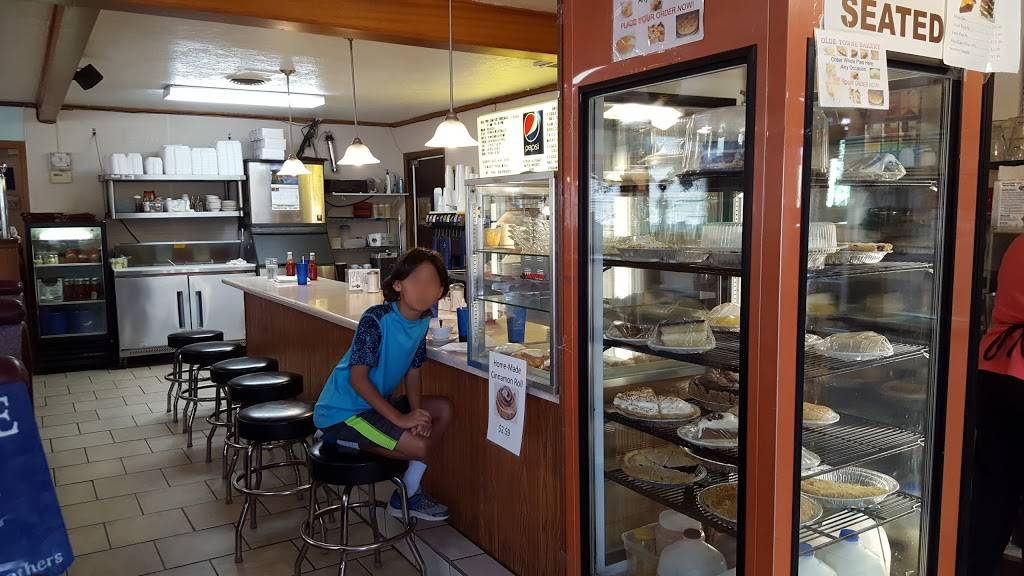 Brothers Family Restaurant | restaurant | 1718 2nd Ave, Rapids City, IL 61278, USA | 3094962965 OR +1 309-496-2965