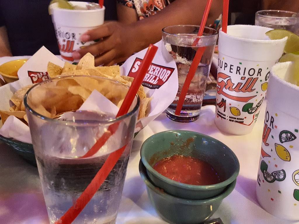Superior Bar & Grill MidCity | restaurant | 5435 Government St, Baton Rouge, LA 70806, USA | 2259272022 OR +1 225-927-2022