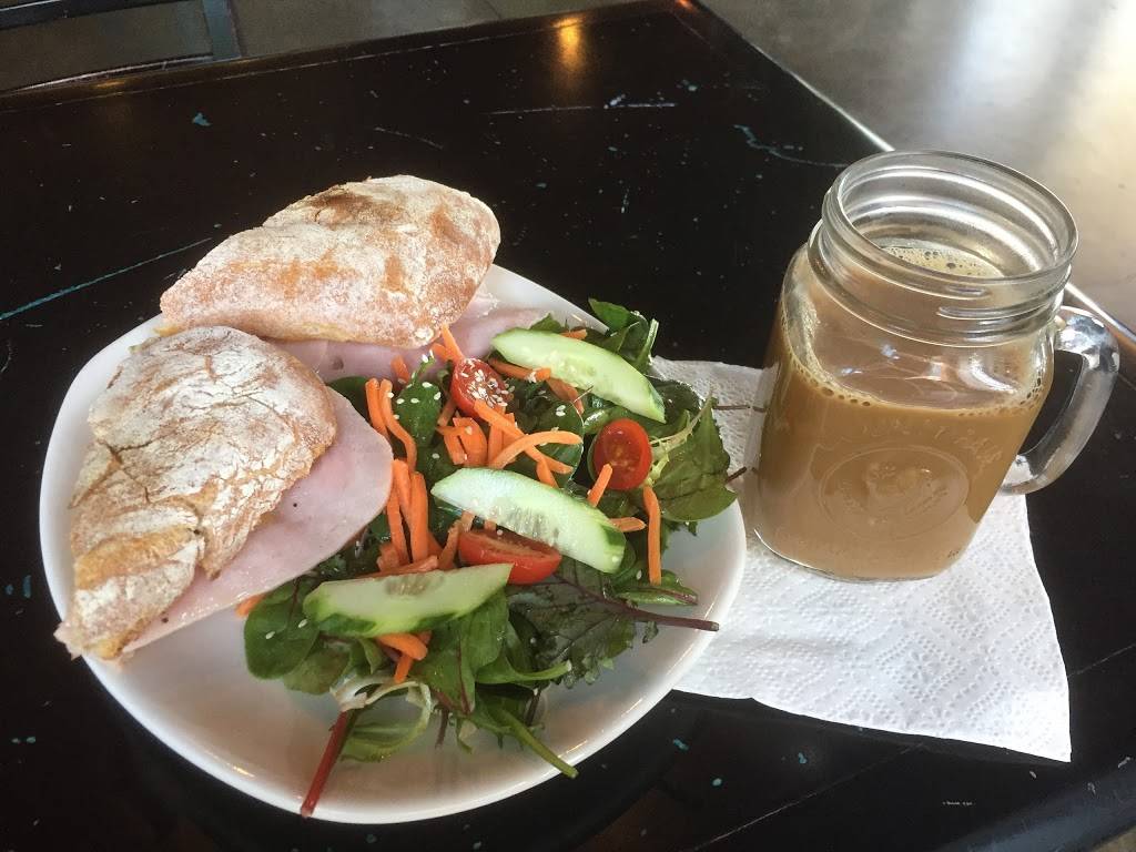 Tribu Cafe | cafe | 6501 San Pablo Ave, Oakland, CA 94608, USA | 5106536501 OR +1 510-653-6501