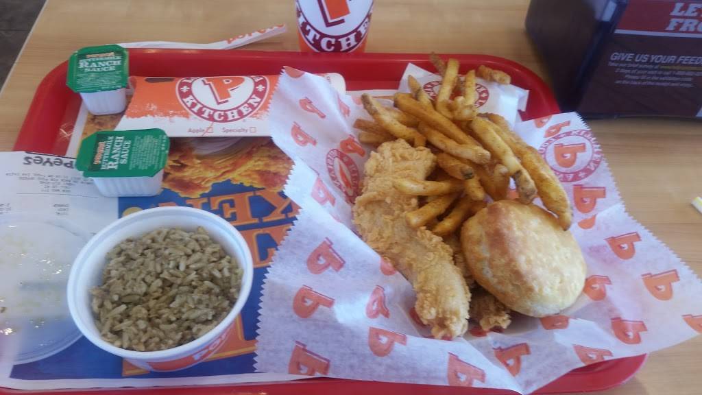 Popeyes Louisiana Kitchen | restaurant | 1299 N Arizona Ave, Gilbert, AZ 85233, USA | 4808134346 OR +1 480-813-4346