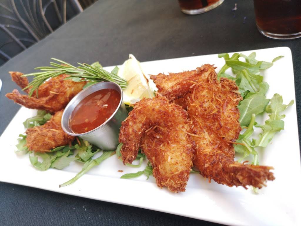 Shirleys Bayside Grille | restaurant | 150 Dunlop St E #102, Barrie, ON L4M 6H1, Canada | 7057350035 OR +1 705-735-0035