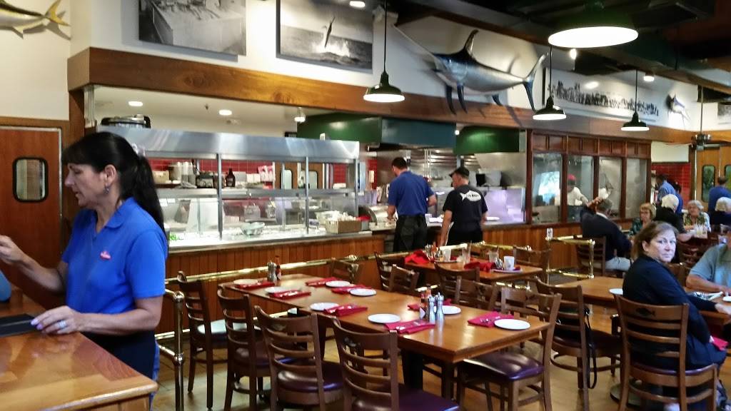 The Fish Market | restaurant | 3775 El Camino Real, Santa Clara, CA 95051, USA | 4082463474 OR +1 408-246-3474