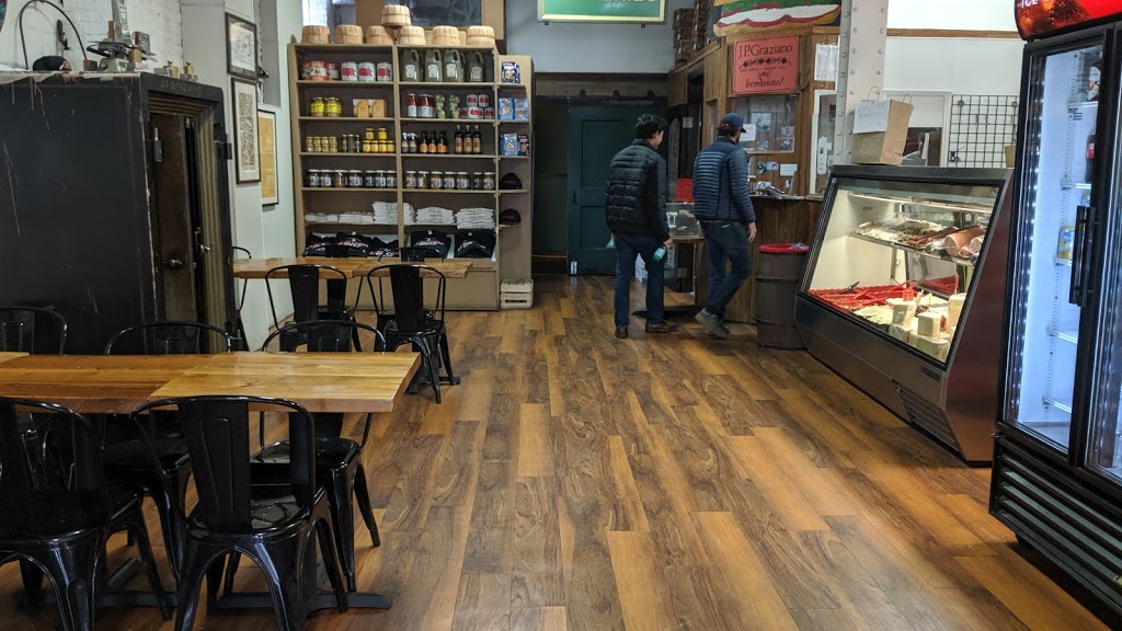 J.P. Graziano Grocery | restaurant | 901 W Randolph St, Chicago, IL 60607, USA | 3126664587 OR +1 312-666-4587