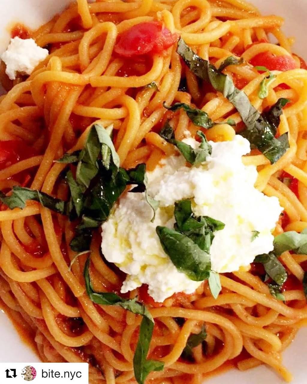 Rafele Rye | restaurant | 26 Purchase St, Rye, NY 10580, USA | 9144818417 OR +1 914-481-8417