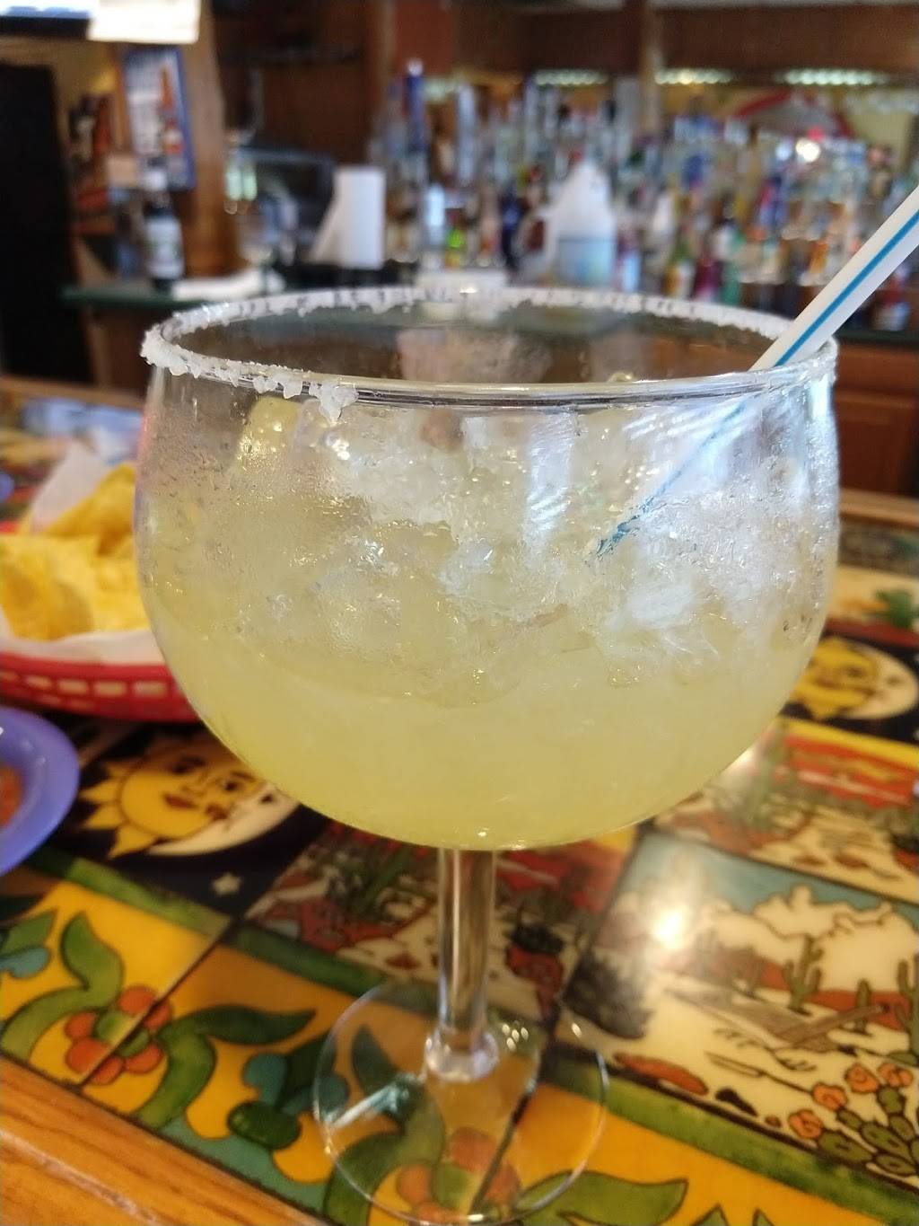 La Carreta | restaurant | 308 E Market St, Celina, OH 45822, USA | 4195864500 OR +1 419-586-4500