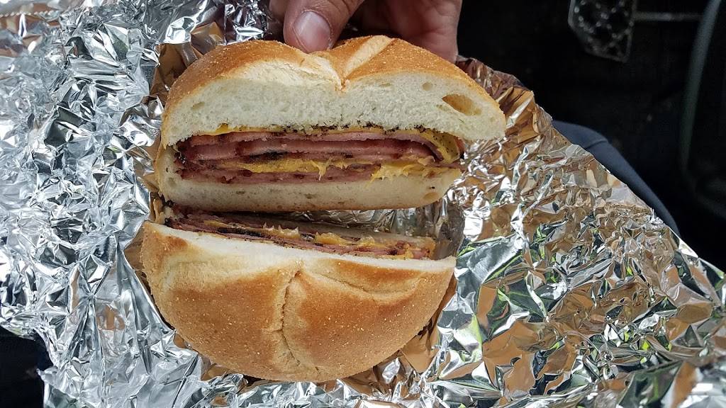 Midland Bagels & Grill | restaurant | 160 N Midland Ave, Saddle Brook, NJ 07663, USA | 2017915030 OR +1 201-791-5030