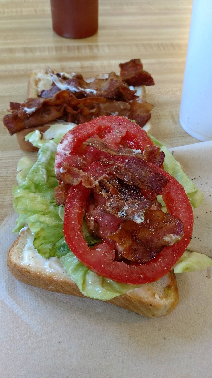 Zoes Ice Cream Delight | restaurant | 2757 AL-169, Opelika, AL 36804, USA | 3347494455 OR +1 334-749-4455