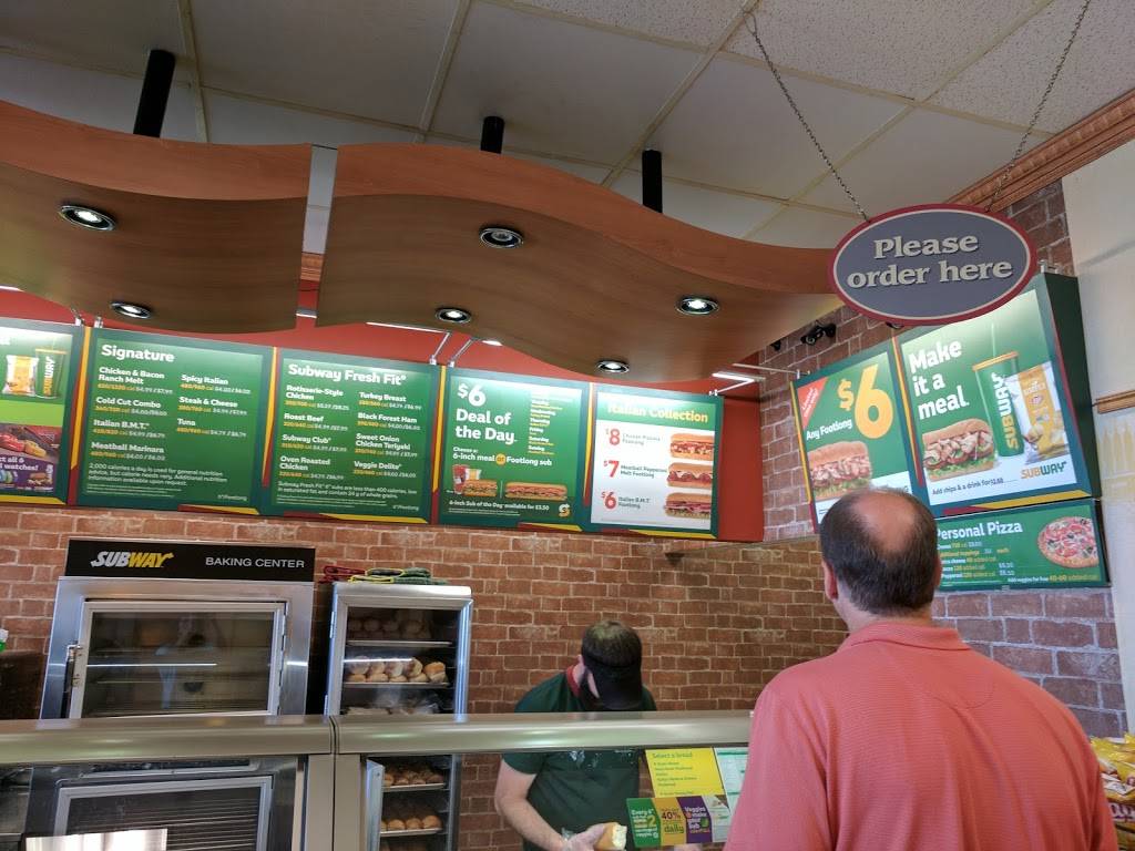 Subway | restaurant | 1810 B Peery Dr, Farmville, VA 23901, USA | 4343925914 OR +1 434-392-5914