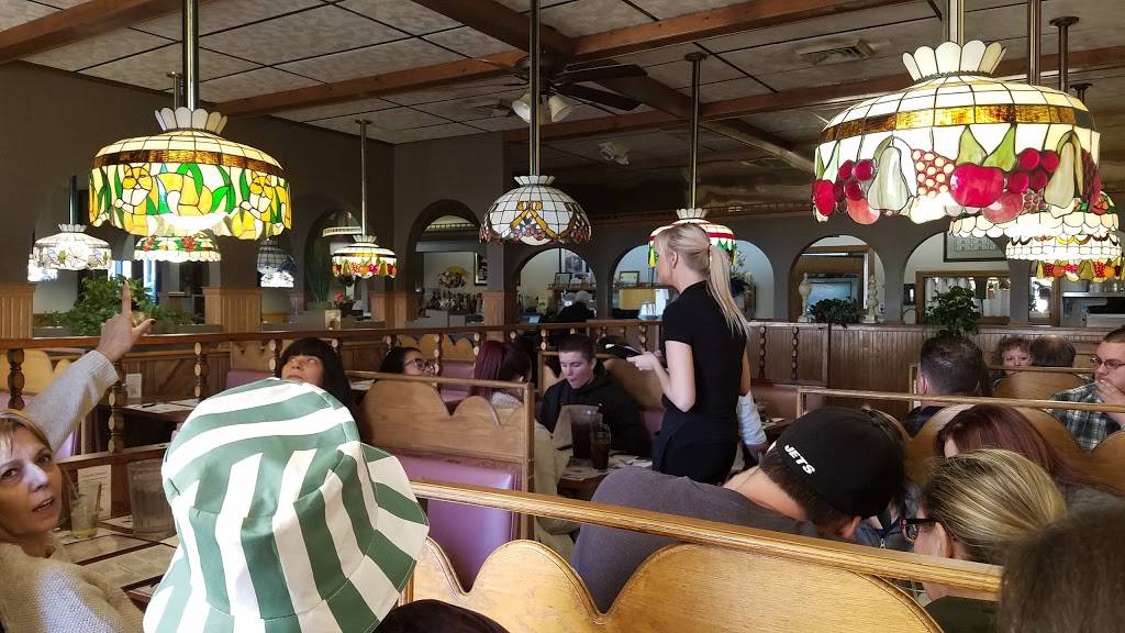 Parthenon Pizzeria Restaurant | restaurant | 835 Suffield St, Agawam, MA 01001, USA | 4137867941 OR +1 413-786-7941