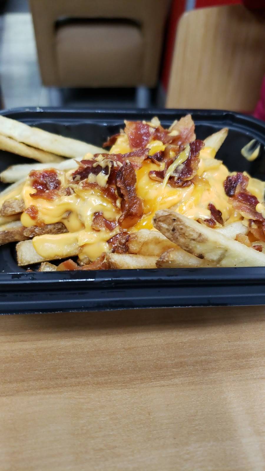 Wendys | restaurant | 2422 E Southcross, San Antonio, TX 78223, USA | 2105332898 OR +1 210-533-2898