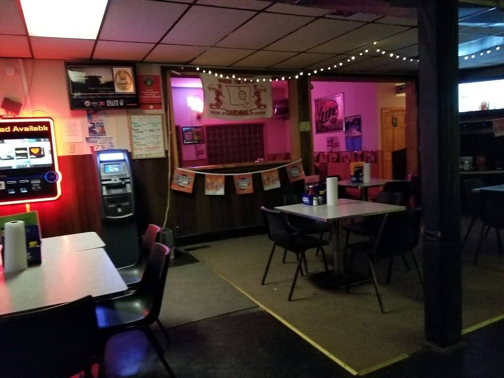 One More Bar & Grill | restaurant | 315 S West St, Stonington, IL 62567, USA | 2173253532 OR +1 217-325-3532