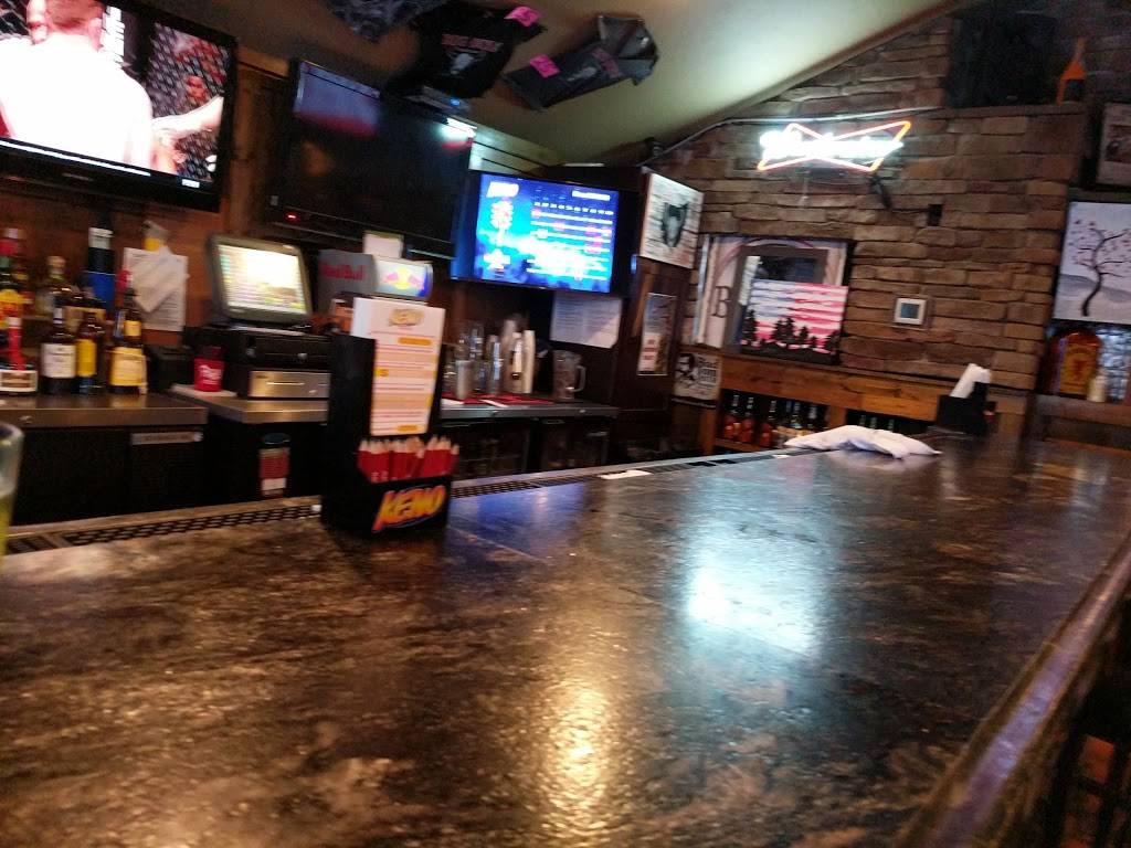 Big Buls Roadhouse | restaurant | 2461 Ross Millville Rd, Hamilton, OH 45013, USA | 5138442857 OR +1 513-844-2857