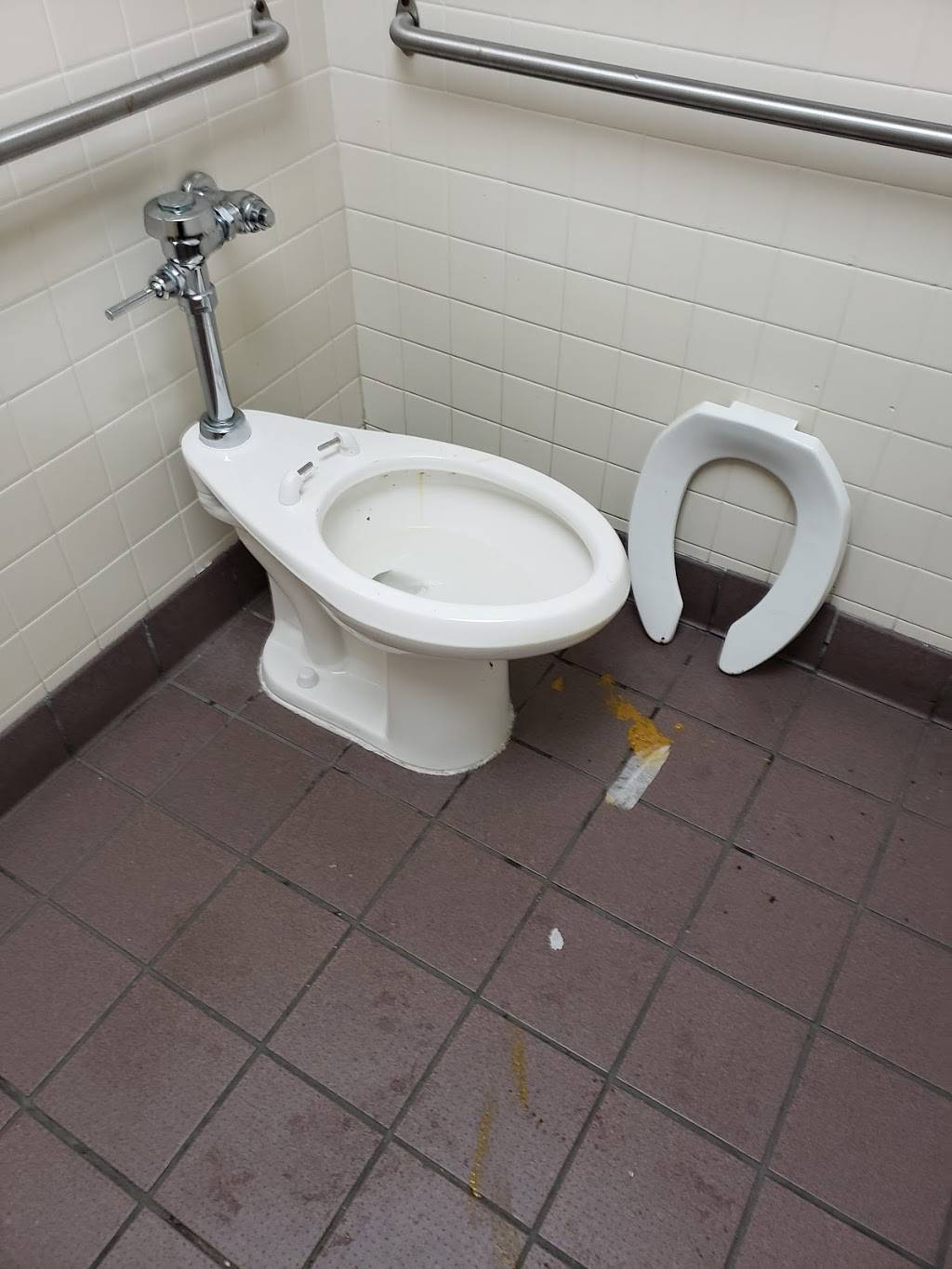 Wendys | restaurant | 774 Montauk Hwy, Center Moriches, NY 11934, USA | 6318748990 OR +1 631-874-8990