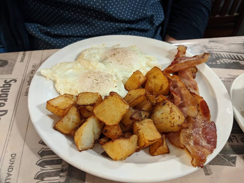 The Junction Family Restaurant | restaurant | 54 Proton St N, Dundalk, ON N0C 1B0, Canada | 5199233555 OR +1 519-923-3555