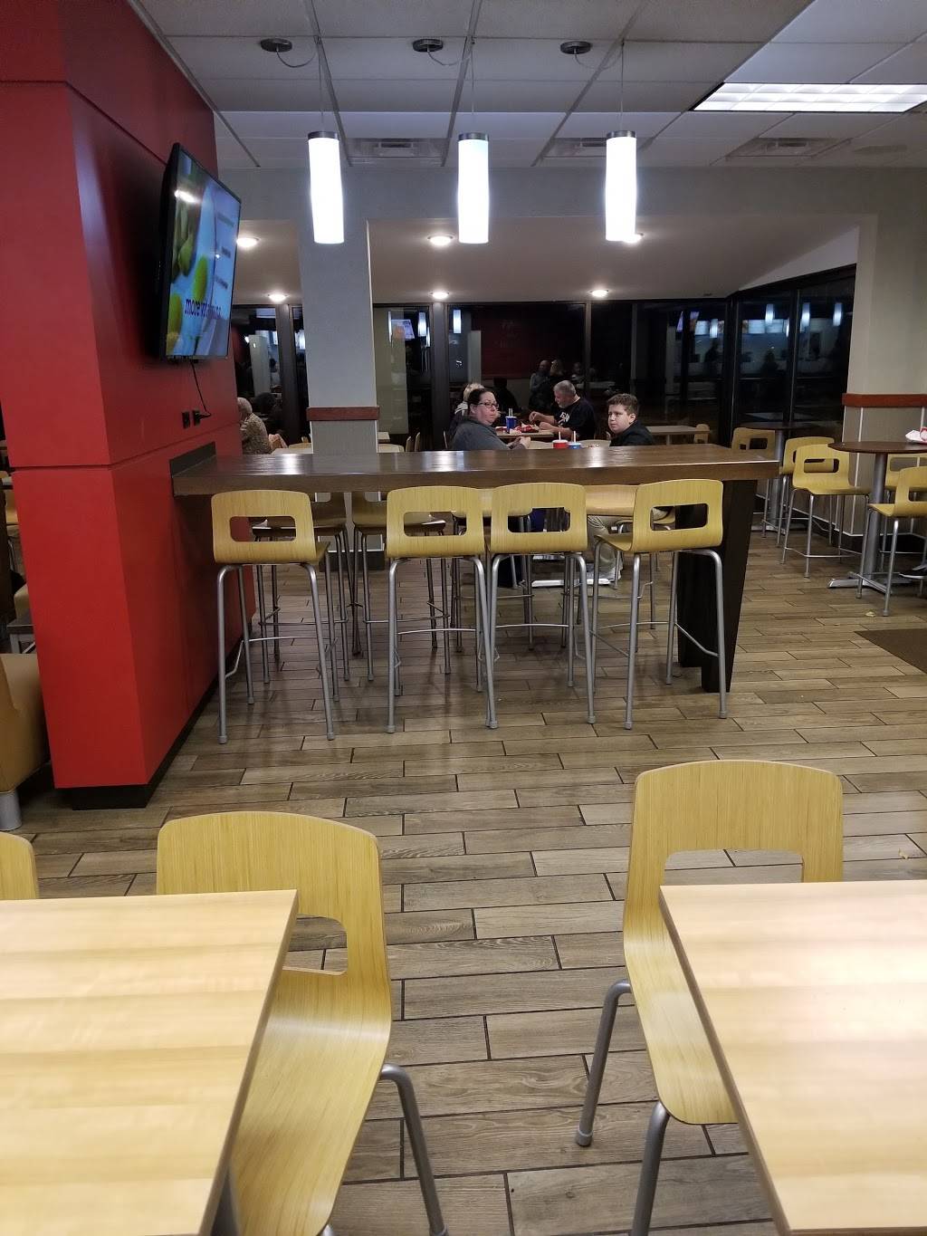 Wendys | restaurant | 2501 N Vermilion St, Danville, IL 61832, USA | 2174425980 OR +1 217-442-5980