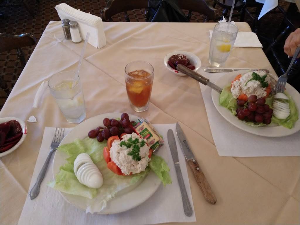 Lehmans Restaurant | restaurant | 400 Wanamaker Ave, Essington, PA 19029, USA | 6105211822 OR +1 610-521-1822