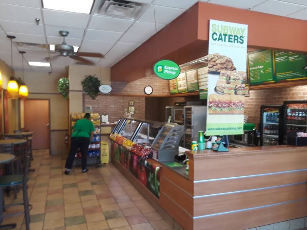 Subway | restaurant | 104 Flagler Plaza Dr, Palm Coast, FL 32137, USA | 3864390439 OR +1 386-439-0439