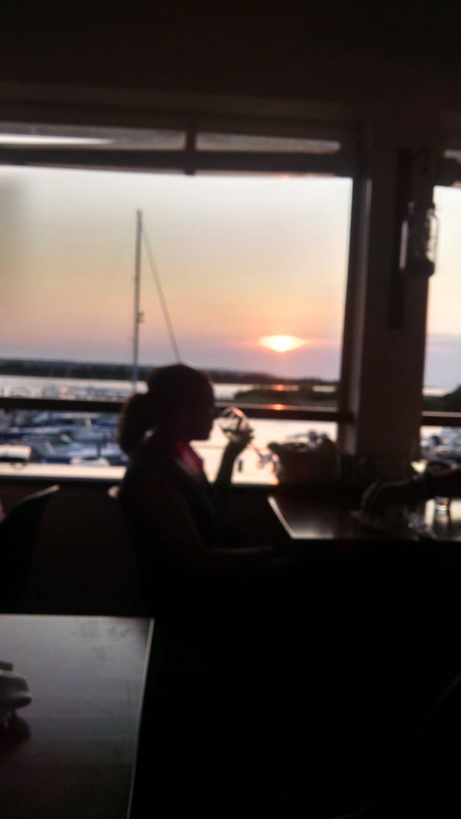 Bostwicks on the Harbor | restaurant | 39 Gann Rd, East Hampton, NY 11937, USA | 6313241150 OR +1 631-324-1150