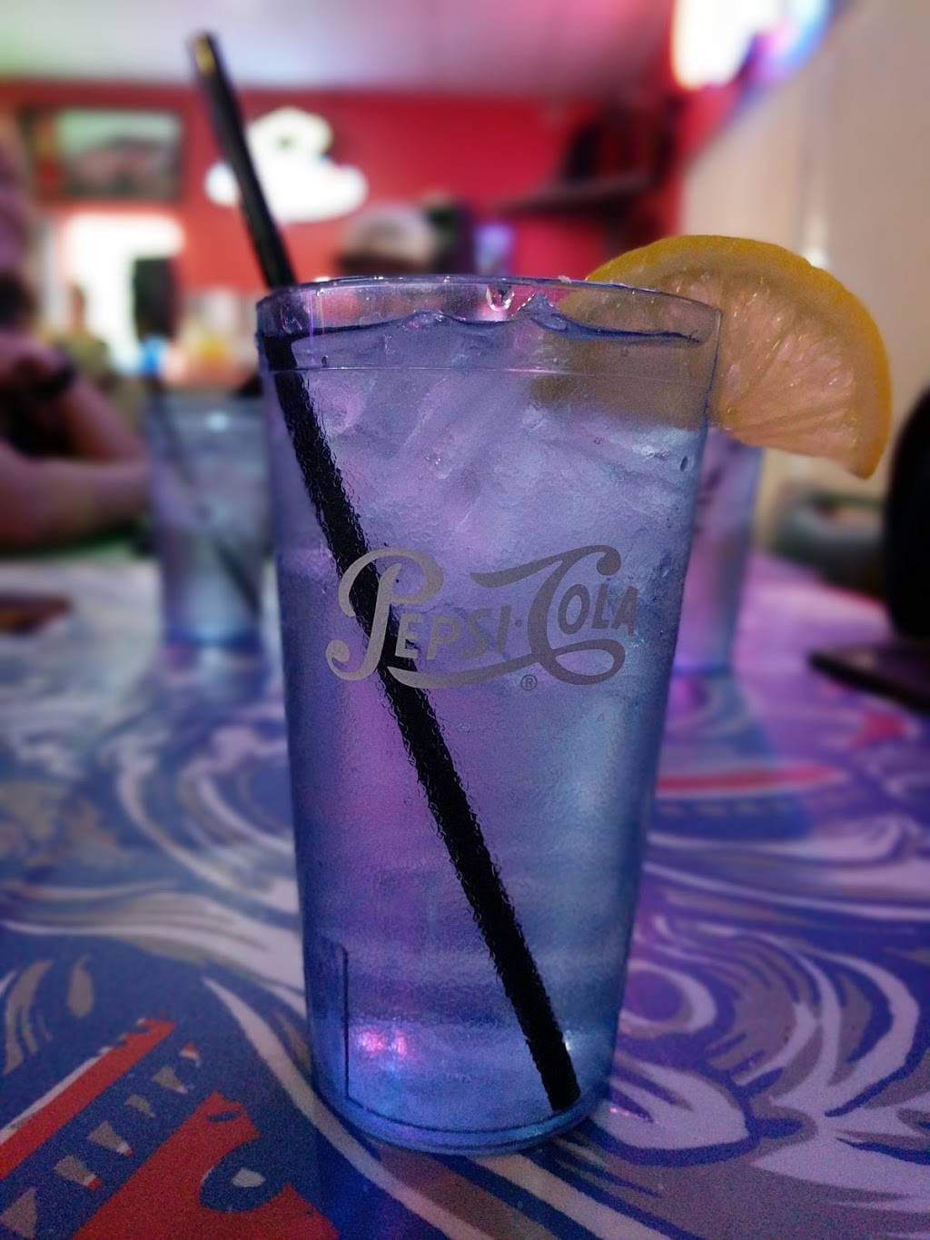 Friends Bar & Restaurant | restaurant | 236 2nd Ave S, Waite Park, MN 56387, USA | 3207743000 OR +1 320-774-3000