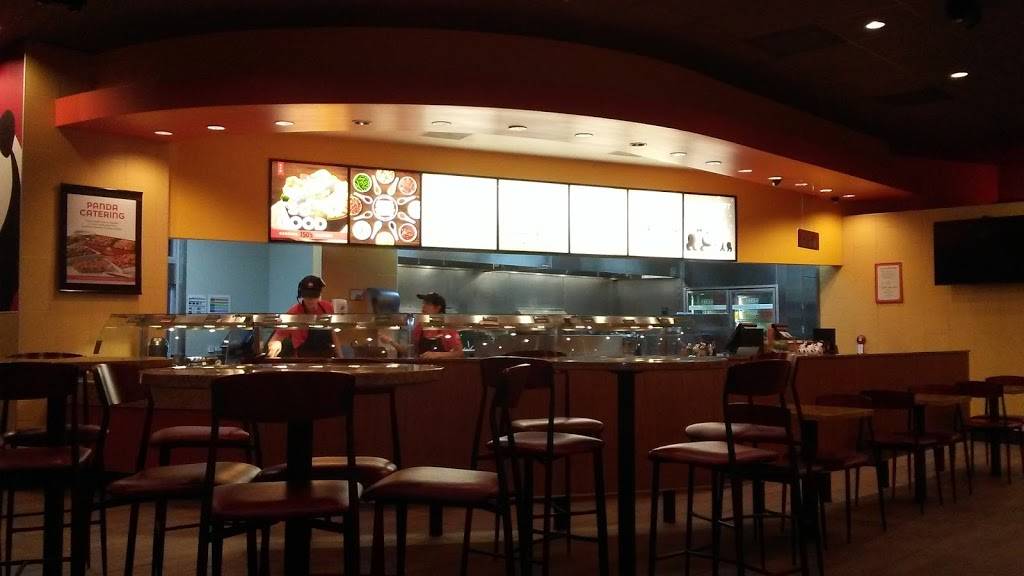 Panda Express | meal takeaway | 2611 S 108th St, West Allis, WI 53227, USA | 4145416294 OR +1 414-541-6294