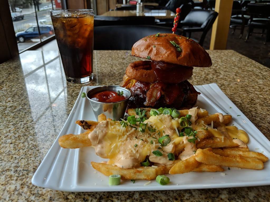 Oakhurst Grill & Whiskey 41 Lounge | restaurant | 40530 CA-41, Oakhurst, CA 93644, USA | 5596412477 OR +1 559-641-2477