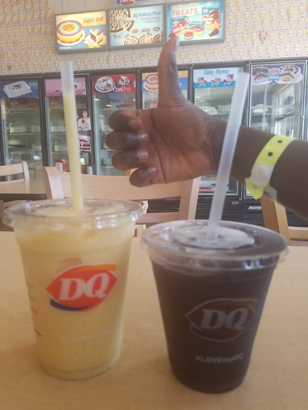 Dairy Queen Grill & Chill | restaurant | 17440 W Bluemound Rd, Brookfield, WI 53045, USA | 2627899101 OR +1 262-789-9101