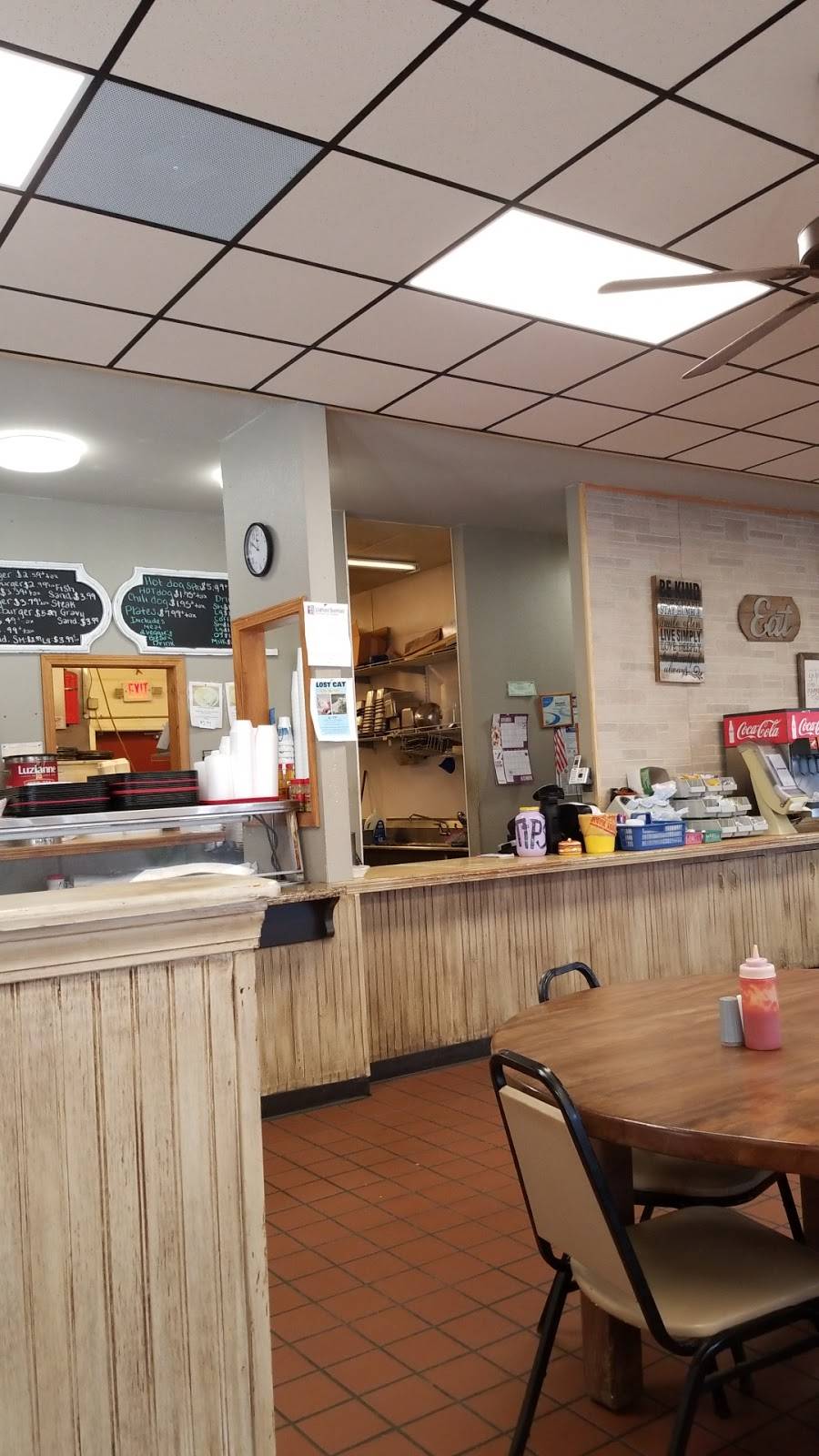 Double D Burger | restaurant | 2236 Jesse Jewell Pkwy, Gainesville, GA 30507, USA | 7705327191 OR +1 770-532-7191