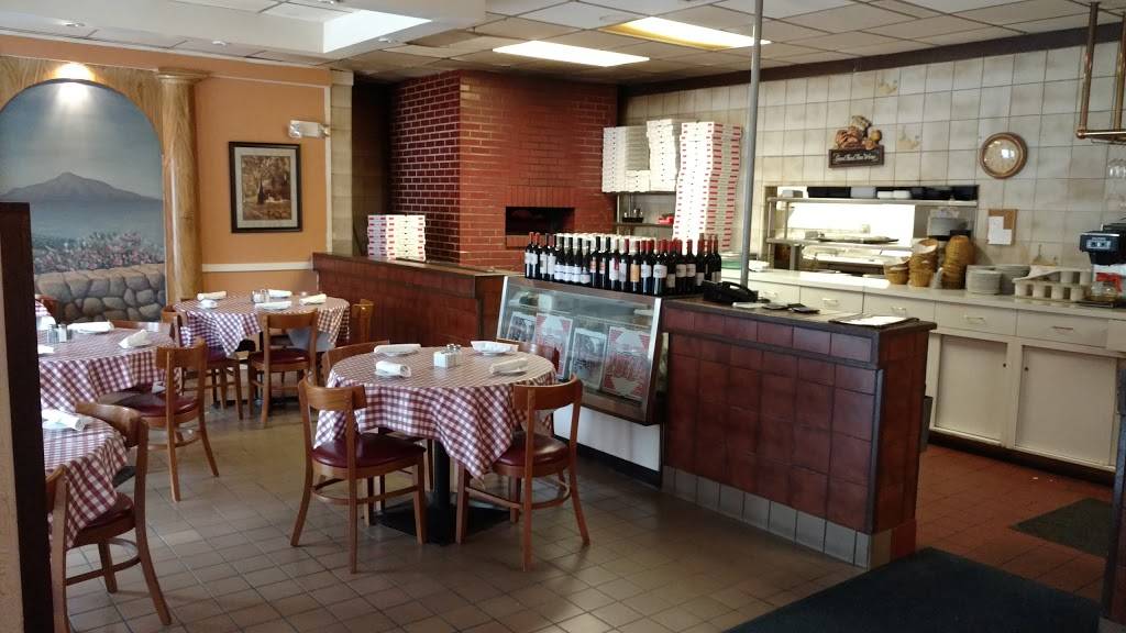 The Espositos Restaurant | restaurant | 9917 Fairfax Blvd, Fairfax, VA 22030, USA | 7033855912 OR +1 703-385-5912