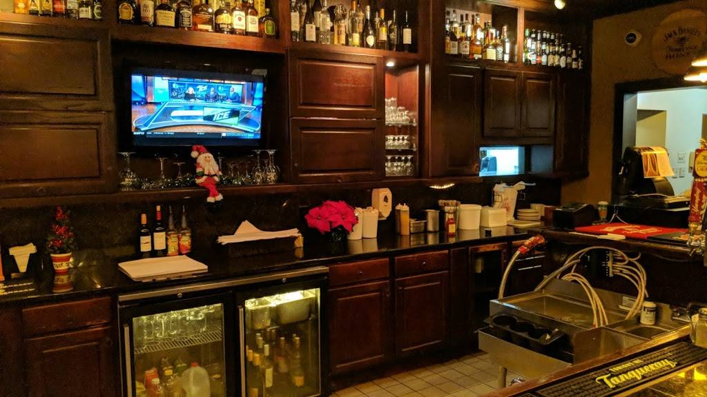 Horseshoes Kentucky Grill & Saloon | restaurant | 1987 North Broadway Road, Lexington, KY 40505, USA | 8592945164 OR +1 859-294-5164