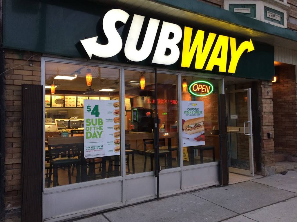 Subway | restaurant | 1395 Queen St W Main Floor, Toronto, ON M6K 1M3, Canada | 6473408101 OR +1 647-340-8101