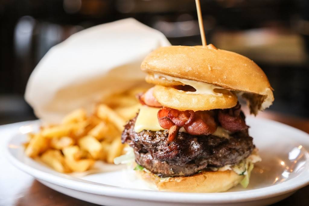 Brazen Head Irish Pub | restaurant | 165 E Liberty St, Toronto, ON M6K 3K4, Canada | 4165358787 OR +1 416-535-8787