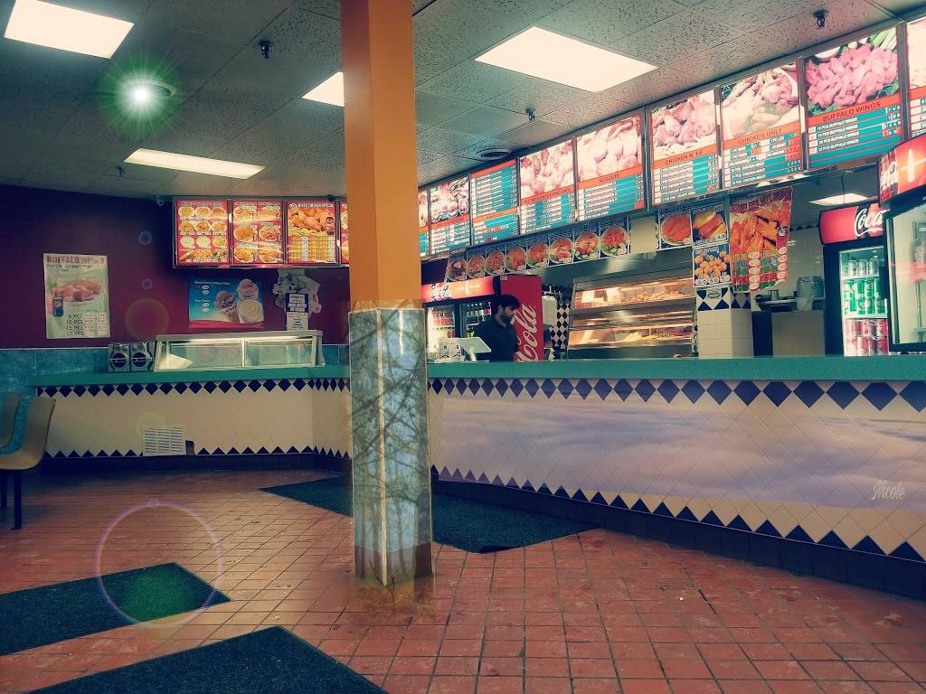 CFC - Crown Fried Chicken | restaurant | 1570 Acushnet Ave, New Bedford, MA 02746, USA | 5089993000 OR +1 508-999-3000