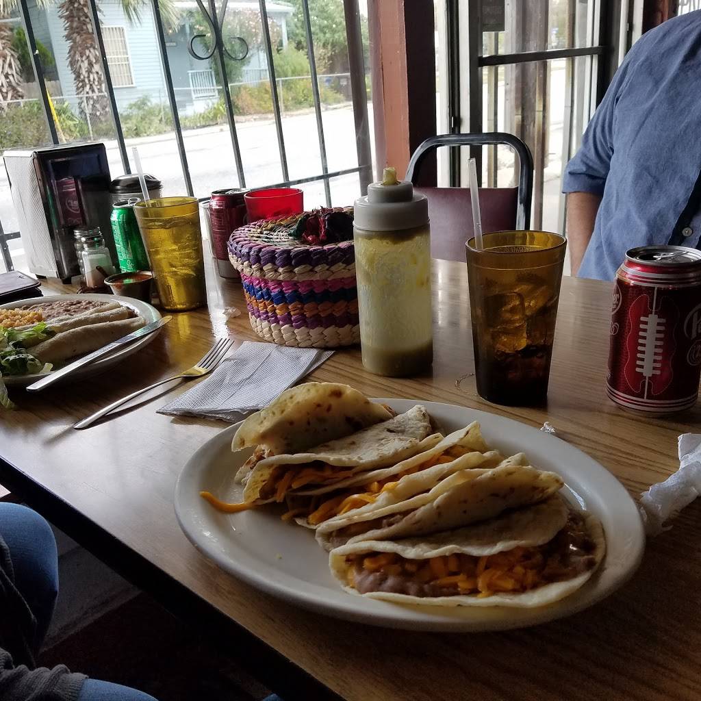 Cafe Don Juan | restaurant | 1422 W Commerce St, San Antonio, TX 78207, USA | 2102235718 OR +1 210-223-5718