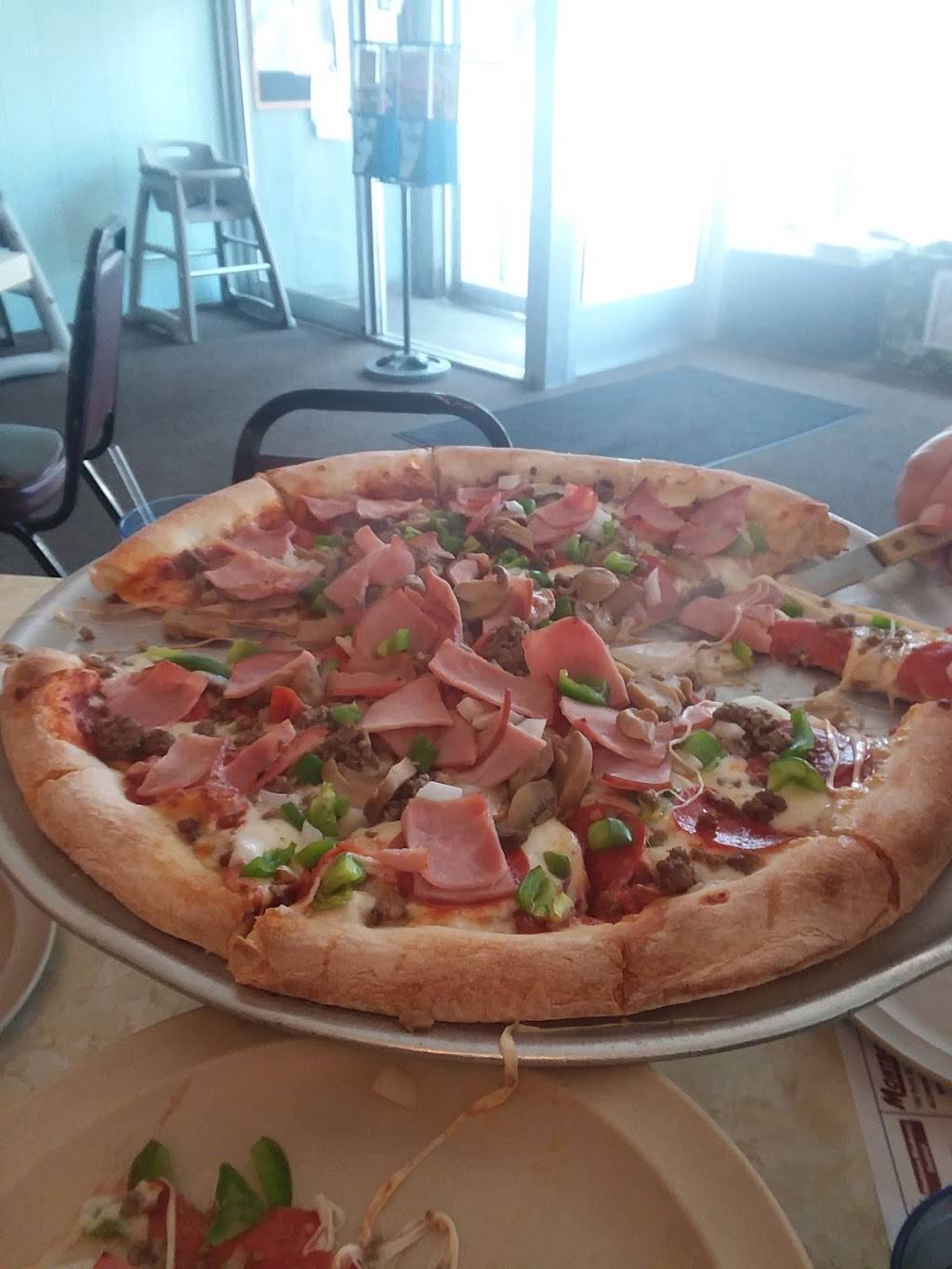 Naples Pizzeria & Restaurant | restaurant | 103 W State St, Montrose, MI 48457, USA | 8106392063 OR +1 810-639-2063