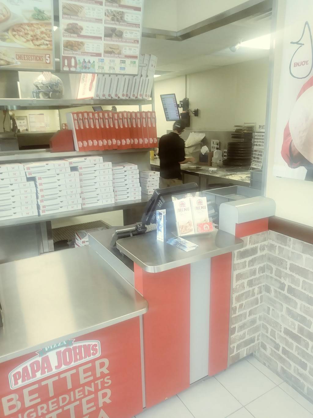 Papa Johns Pizza | restaurant | 19001 Mack Ave, Detroit, MI 48236, USA | 3138867272 OR +1 313-886-7272