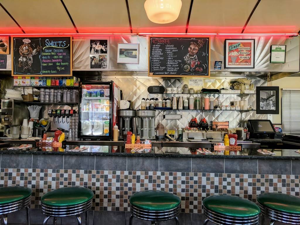 Highland Park Diner | restaurant | 960 S Clinton Ave, Rochester, NY 14620, USA | 5854615040 OR +1 585-461-5040