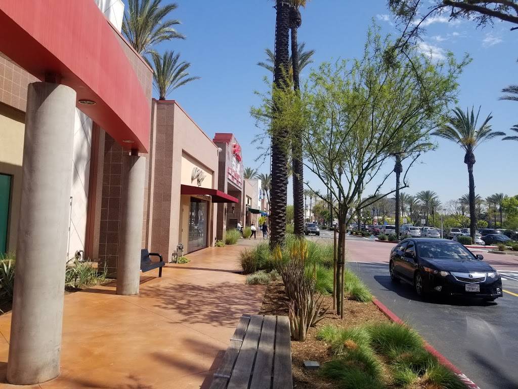 Starbucks | cafe | 12751 Towne Center Dr Suite N-3, Cerritos, CA 90703, USA | 5628654247 OR +1 562-865-4247