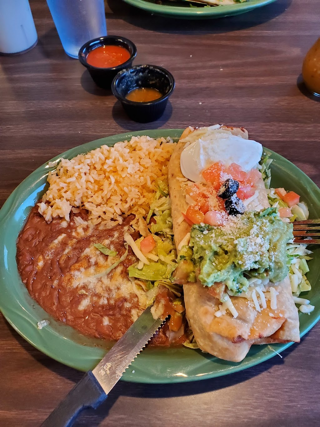 El Chipotle Mexican & American Food | restaurant | 850 Crescent Way, Arcata, CA 95521, USA | 7076305196 OR +1 707-630-5196