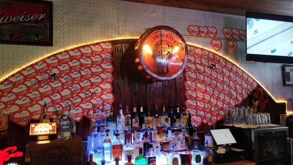 Dustys Tavern | restaurant | 116 N, Sycamore St, Galveston, IN 46932, USA | 5746997495 OR +1 574-699-7495